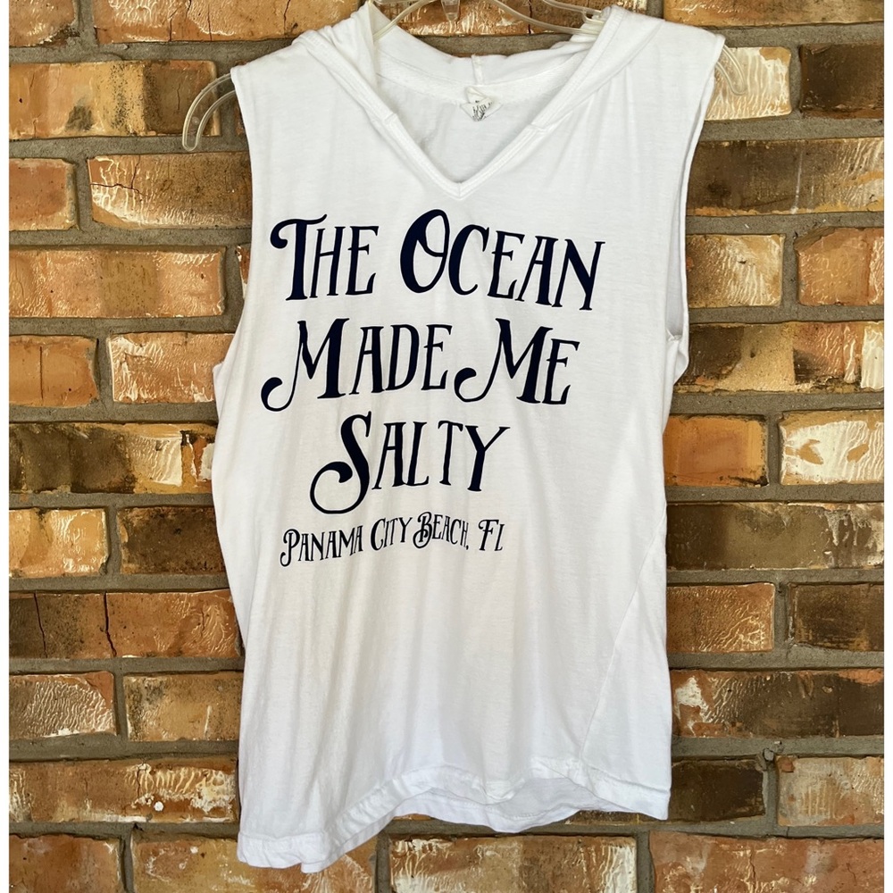 Exist Women’s The Ocean Made Me Salty Sleeveless Hooded Tank Top Medium